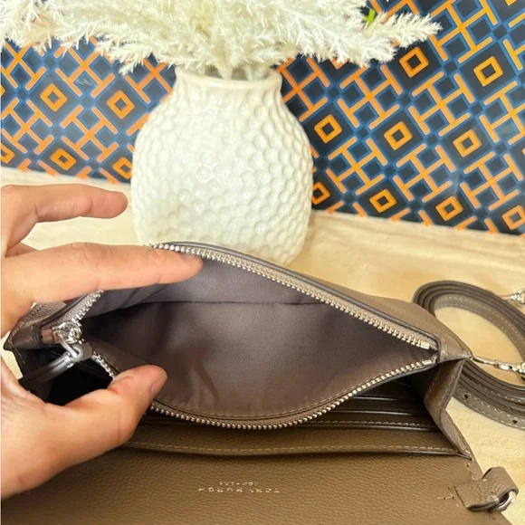 Tory Burch Thea Flat Wallet Crossbody in Wild Mushroom 169971 $375